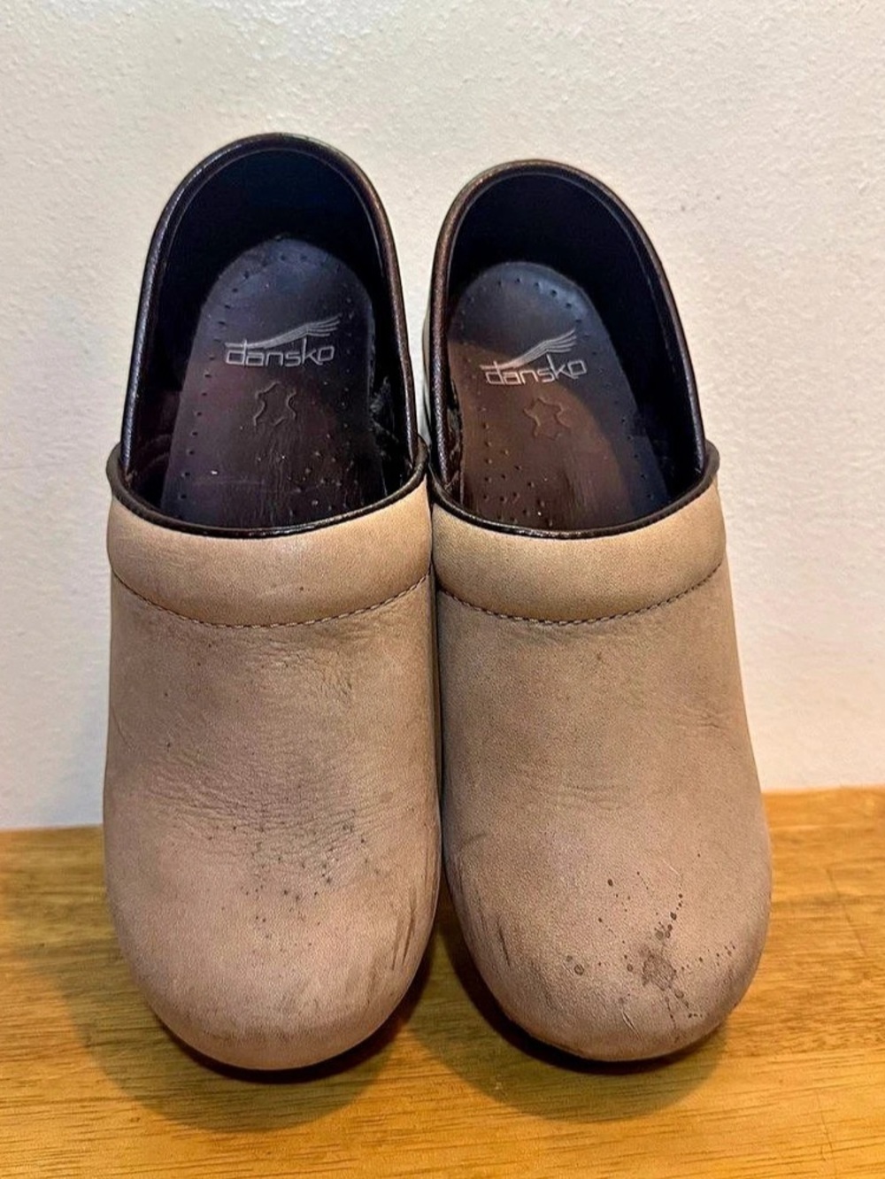 Dansko Professional Taupe Leather Clogs EU 37 / US Women's 6.5 - 7